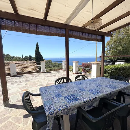 Casa Luisa קאפוליברי